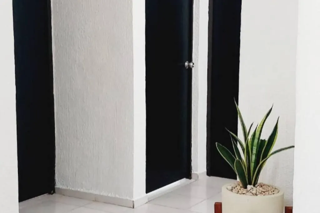 Casa En Puesta Del Sol/Excelente Ubicacion/2 Hab/Wifi/Netflix/Super Comoda Merida Holiday home
