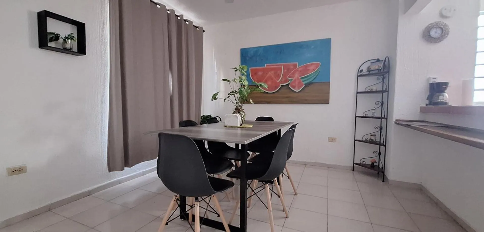 Casa En Puesta Del Sol/Excelente Ubicacion/2 Hab/Wifi/Netflix/Super Comoda Merida Holiday home