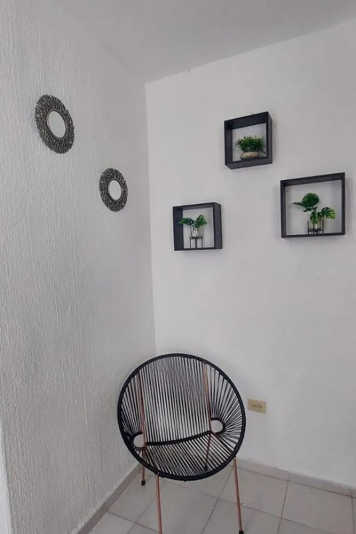 Casa En Puesta Del Sol/Excelente Ubicacion/2 Hab/Wifi/Netflix/Super Comoda Merida